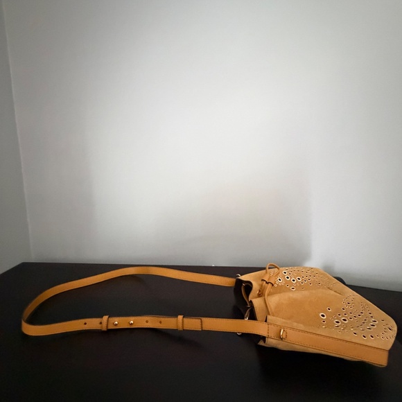 Michael Kors Cary Marigold SM Bucket Bag Leather Suede - Picture 10 of 16